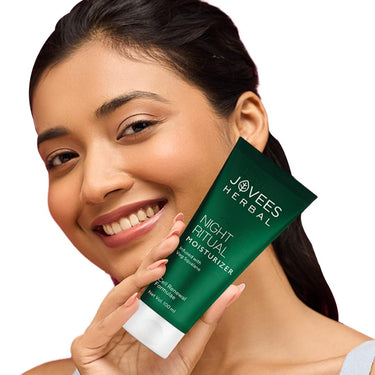 JOVEES Herbal Night Ritual Cream Moisturizer | Prevents Dark Spots | Reduces Fine Line | Skin Renewal & Rejuvenation | Nourishes & Hydrates Skin | Exfoliates |All Skin Types 100Ml